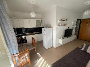 Geni Apartments